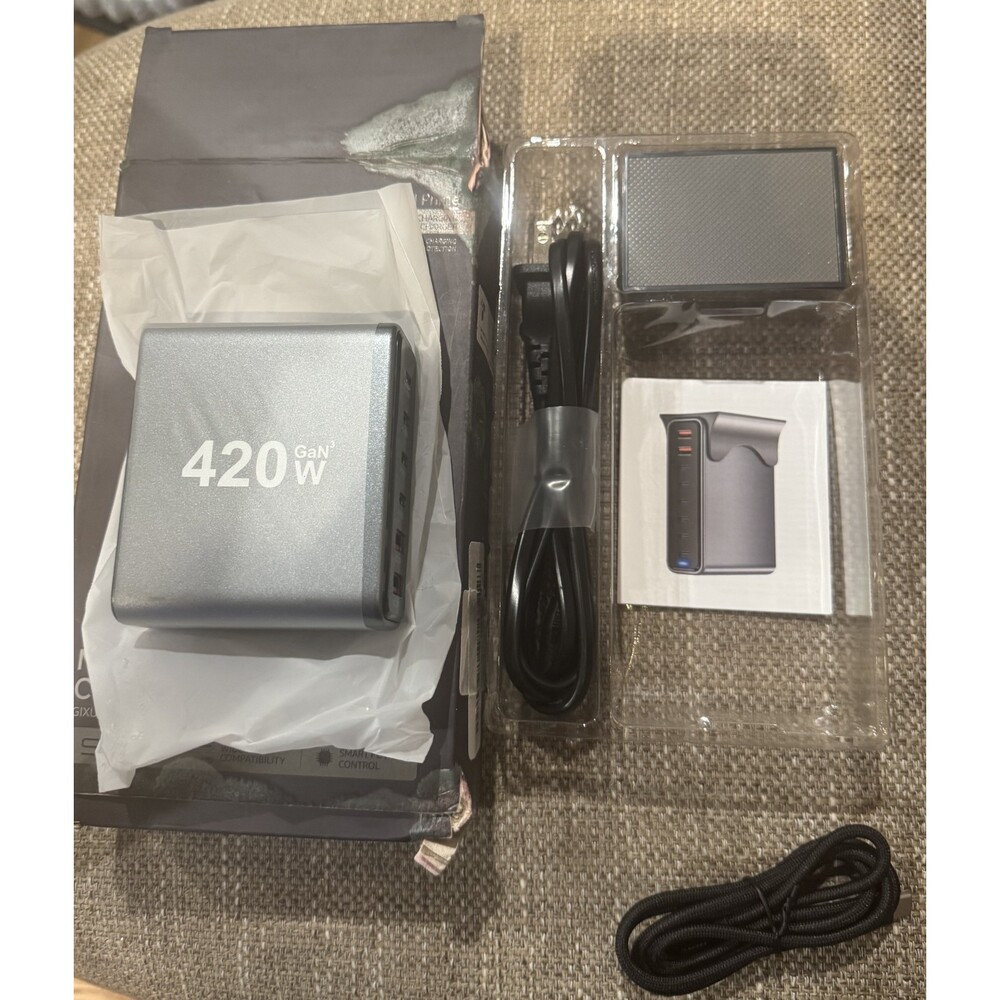 Gixupo Multi In One 420W Charging Station New Black